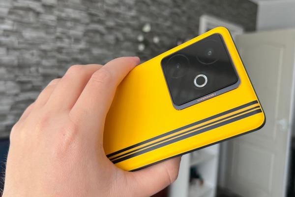 realme GT 7T: Suita de conectivitate potrivită pentru un mid-range, WiFi 6, 5G, NFC 
