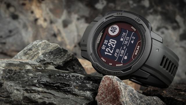 <b>RESIGILATUL ZILEI #57: Garmin Instinct 2S Solar – Smartwatch compact, ultra-rezistent și cu încărcare solară</b>Am ajuns la episodul #57 din ediția noastră „RESIGILATUL ZILEI” care vine cu un gadget care pare pregătit pentru orice provocare – Smartwatch-ul Garmin Instinct 2S Solar, varianta de 40 mm, în culoarea Graphite