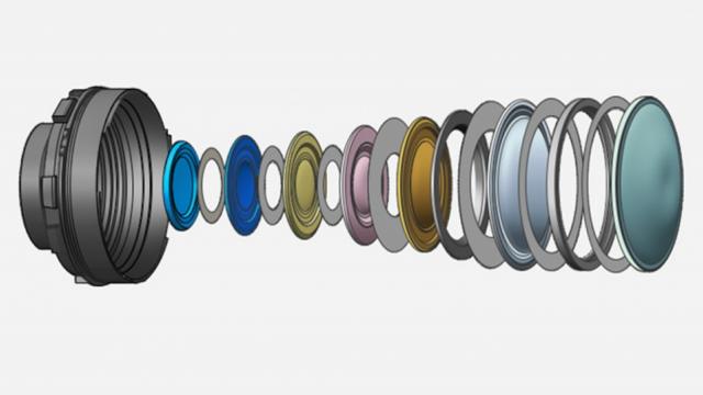 <b>Tehnologie nouă în camerele Galaxy S26: imprimare inkjet în loc de folii opace</b>Samsung Electro-Mechanics pregătește introducerea unei tehnologii neobișnuite în fabricarea camerelor pentru telefoane: imprimarea cu cerneală mată în locul foliilor tradiționale care blochează reflexiile nedorite de lumină. Procesul ar putea debuta...