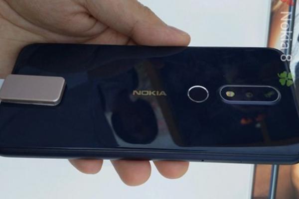 Nokia X (2018) este deja expus pe standurile unui magazin din China urmând a fi lansat pe 16 mai