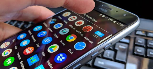 Motorola Moto X4: Benchmark-uri cu valori între Xperia XA1 şi XA2