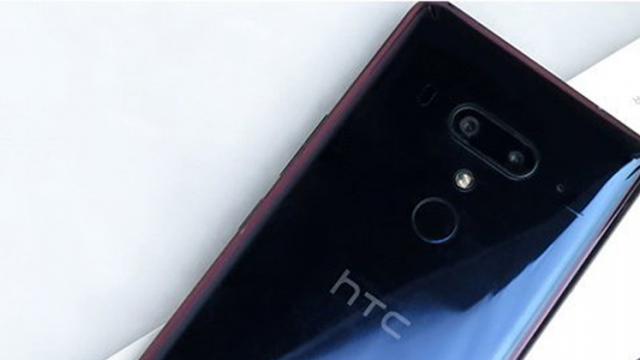 <b>HTC lansează U12+: mai are rost sau niciodată nu-i târziu? </b>După cum ați aflat în urmă cu doar câteva zile, HTC pregătește lansarea noului său flagship U12+ pe data de 23 mai, zi în care toate dotările vehiculate în ultima vreme vor fi confirmate oficial. Inevitabil apare și întrebarea dacă lansarea