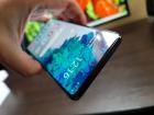 Hitul Samsung Galaxy S20 FE 5G primește actualizarea la One UI 4.1, alături de originalul Galaxy Fold