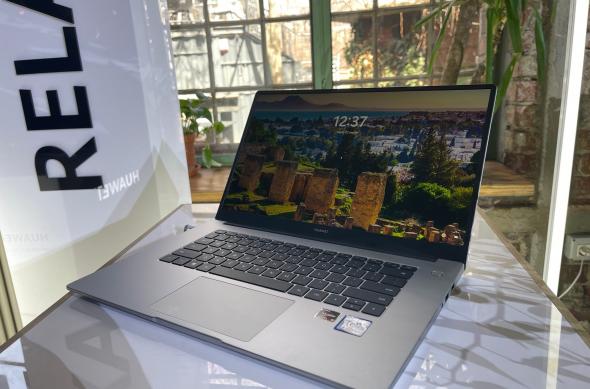 HUAWEI MateBook D15 2022 - Fotografii evenimente: HUAWEI-MateBook-D15-AMD_004.jpg