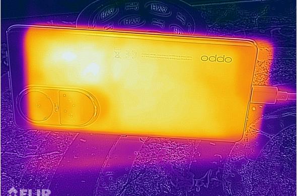 Gaming Test OPPO Reno 10 5G (Temperatură): flir_20230826T135044.jpg