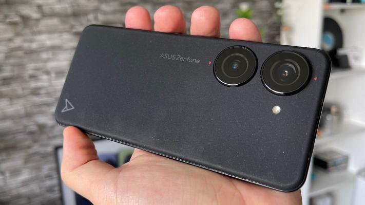 Se apropie sfârșitul seriei de telefoane Zenfone? Ce spune ASUS despre acest zvon ajuns online?