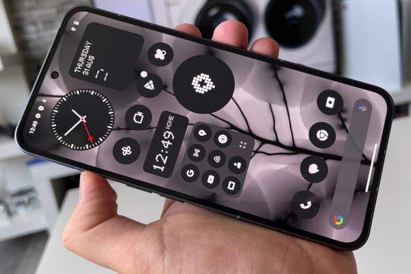 Nothing Phone (2) - Unboxing