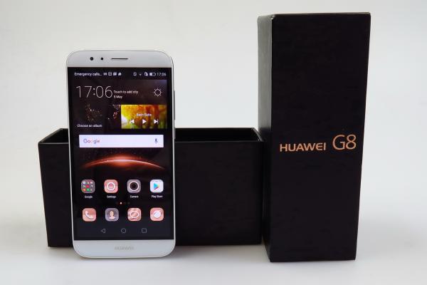 Huawei G8 unboxing: cutie de P8, alură de secund al lui Mate S (Video)