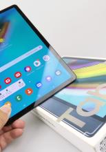 Samsung Galaxy Tab S5e Unboxing: cea mai subţire tabletă din lume e aici, cu 4G, GPS şi One UI (Video)