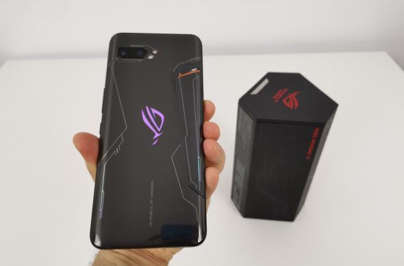 ASUS ROG Phone II - Unboxing: ASUS-ROG-Phone-2-Unboxing_034.jpg