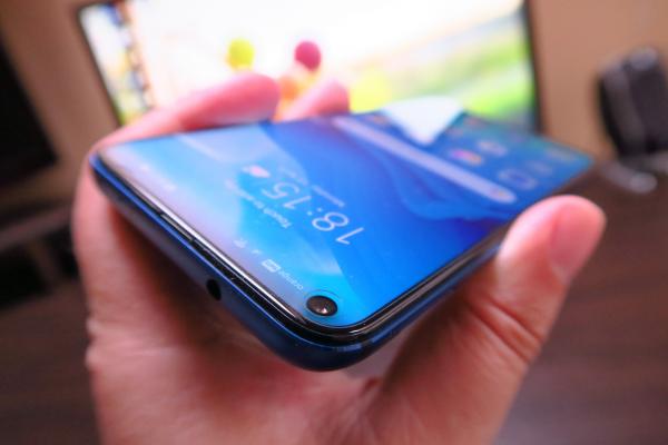 Huawei Honor View 20 Review Detaliat