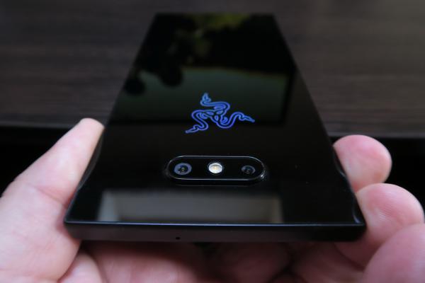 Razer Phone 2 - Fotografii Hands-On