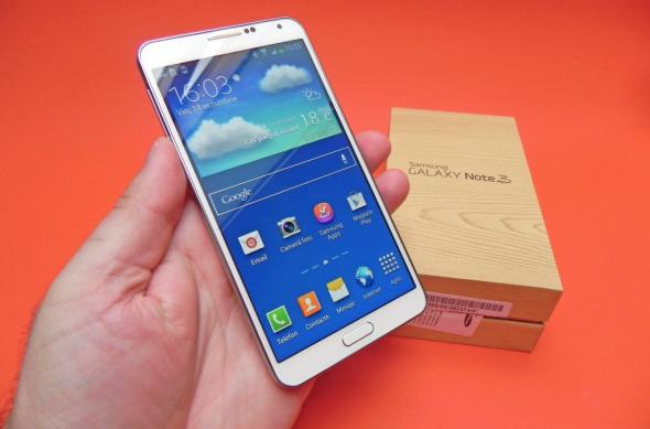 Samsung Galaxy Note 3 unboxing: scoatem din cutie un candidat foarte solid la phabletul anului 2013 (Video): samsung_galaxy_note_3_review_mobilissimo_ro_41jpg.jpg