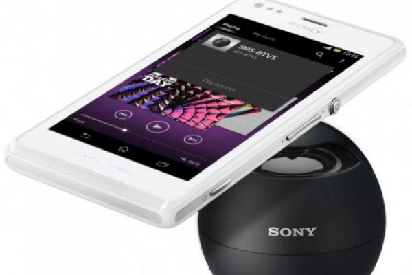 Sony lansează oficial telefonul Xperia M și Xperia M Dual