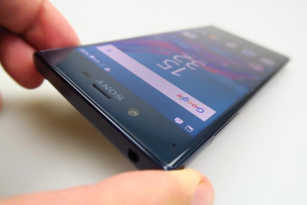 Sony Xperia XZ - Galerie foto Mobilissimo.ro
