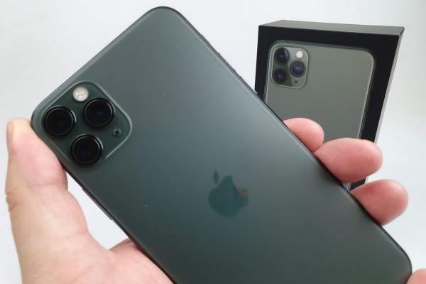 Apple iPhone 11 Pro Max: Benchmark-uri de locul întâi absolut la momentul testării