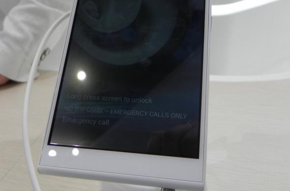 MWC 2014: ZTE Grand Memo II LTE hands on preview - phablet ultrasubtire cu ecran de 6 inch: dscn4580jpg.jpg