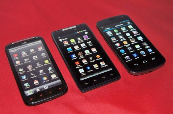 Cele mai puternice telefoane inteligente din România Într-un test comparativ extins: HTC Sensation XE vs Motorola RAZR vs Samsung Galaxy Nexus: versus_7.jpg