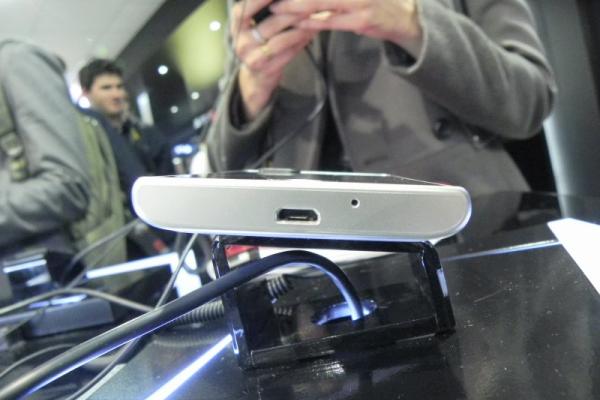 MWC 2012: LG Optimus L3 preview video - telefonul low end al gamei L arată bine (Video)