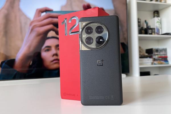 De ce să preferi canalele oficiale pentru OnePlus 12: sfatul OnePlus pentru consumatorii români