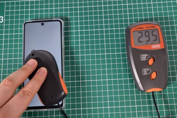 Luminozitate display Allview Soul X20