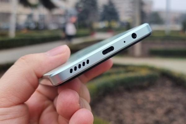 Allview Soul X20: Baterie de 5000 mAh, tipică pentru un midrange, dar ușor atipică ca autonomie oferită