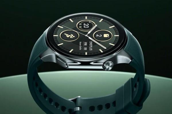 MWC 2024: OnePlus Watch 2 e acum oficial și e primul smartwatch cu Wear OS a cărui autonomie ajunge până la 12 zile!