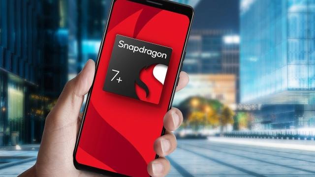 <b>Snapdragon 7+ Gen 3 ar fi procesor de flagship killer! Îl vom vedea pe telefoane realme și OnePlus</b>Recent aflam că OnePlus Ace 3V se află în pregătire, iar la bordul acestui model s-ar afla un procesor Snapdragon 7 Gen 3. Cu toate acestea, tipster-ul Digital Chat Station a dezvăluit că ar fi vorba despre un nou procesor Qualcomm, unul care va oferi