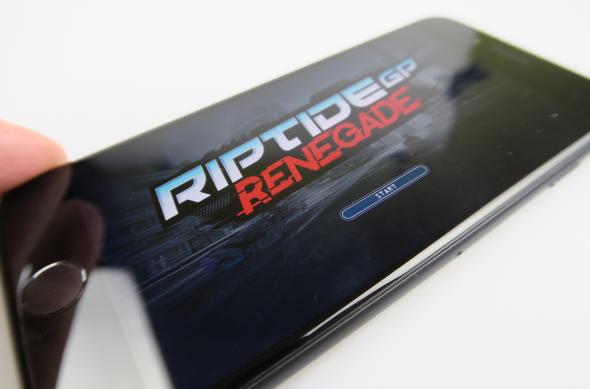 Apple iPhone 8 - Galerie foto Mobilissimo.ro: Apple-iPhone-8_046.JPG