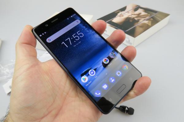 Nokia 8 - Unboxing