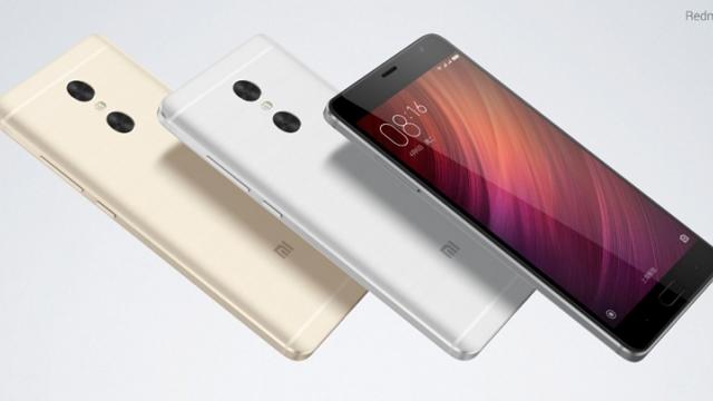 <b>Xiaomi Redmi Pro debutează oficial; smartphone cu cameră duală, display OLED și procesor Helio X25</b>În cadrul unui eveniment susținut de către Xiaomi în această dimineață, a debutat oficial și smartphone-ul Redmi Pro - primul terminal din portofoliul companiei chineze ce vine la pachet cu o cameră foto duală. Alături de acest modul avem un procesor 
