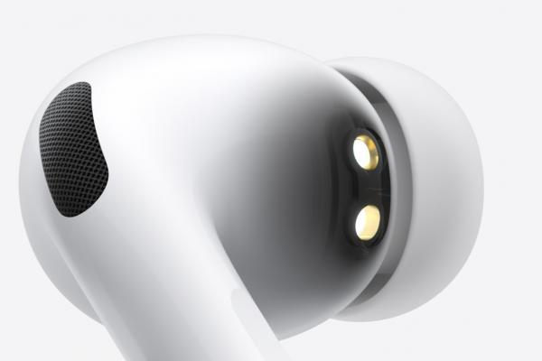 Apple prezintă AirPods Pro 3, căștile wireless "incredibile", cu ANC de 2x ori mai capabil decât Pro 2 și senzor de puls