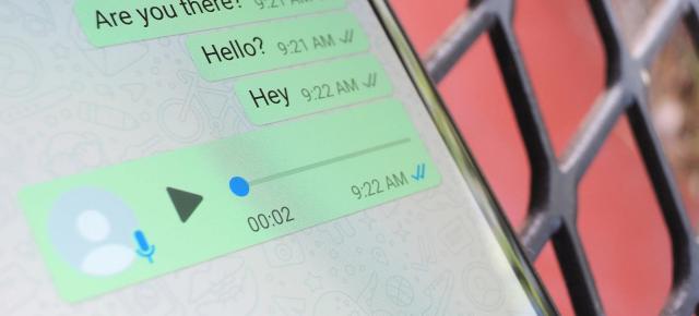 Citirea mesajelor în WhatsApp devine mai intuitivă; Bifele albastre se întorc în versiunea beta a aplicației