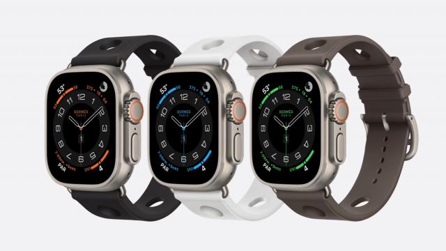<b>Apple Watch Ultra 3 este mai bine pregătit pentru aventura în natură, oferă conectivitate la satelit, 5G, plus ecran mai luminos</b>Alături de noile ceasuri din lineup-ul Watch Series 10, astăzi pe data de 9 septembrie a debutat și Apple Watch Ultra 3, varianta premium sport din portofoliul companiei din Cupertino. Vine la doi ani distanță de la Ultimul Ultra care introducea