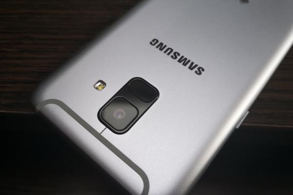 Samsung Galaxy A6 (2018) Review