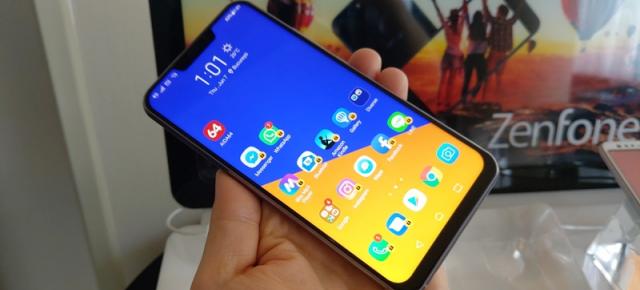 ASUS ZenFone 5z este oficial cel mai ieftin telefon cu procesor Snapdragon 845; Disponibil în România de săptămâna viitoare