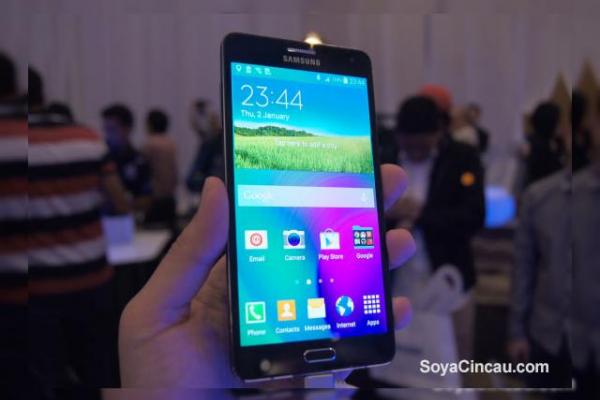 Samsung expune Galaxy A7, cel mai subțire smartphone al său În cadrul unui eveniment din Asia