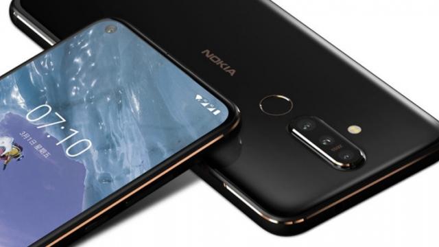 <b>Turul Magazinelor #560: Laptop sub 400 lei, telefon cu Android Pie la 500 lei, Nokia X71 disponibil + TV 4K Sharp la preţ OK</b>A venit vremea urâtă, frigul şi au revenit şi ofertele bune de tot. Nu o fi chiar Black Friday, dar un Monday cu oferte bune tot este. Am găsit pentru voi un laptop sub 400 lei, telefon cu Android Pie la 500 de lei