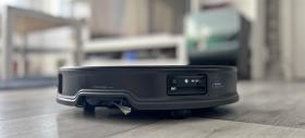 Roborock Saros 10R Review: Aspiratorul robot care mișună și sub mobilierul din casa ta, cel mai slim Roborock, acum și cu spălare mop cu detergent