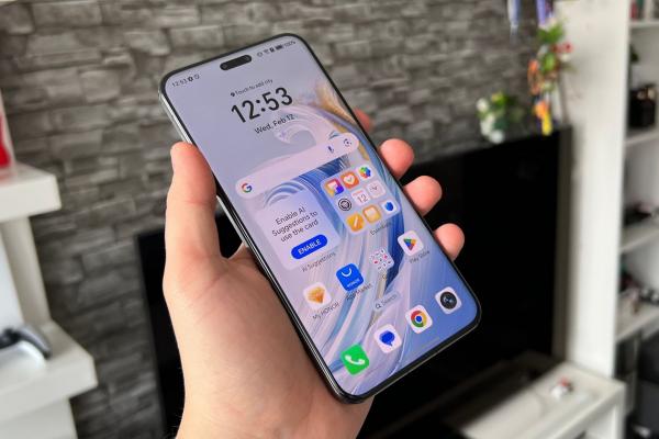 HONOR Magic7 Pro: AI, Magic Portal 2.0, Software care fac viaţa turistului mai uşoară