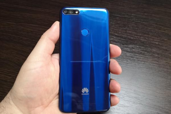 Huawei Y7 Prime (2018) - Fotografii Hands-On