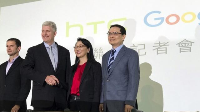 <b>Google finalizează achiziţia HTC (o bună parte din divizia smartphone), contra sumei de 1.1 miliarde de dolari</b>Toamna trecută a venit la pachet cu o veste inedită, aceea a achiziției HTC de către Google. Am aflat că era vorba doar despre transferul echipei ce s-a ocupat de producția terminalelor Pixel și că departamentul VR al companiei rămâne 
