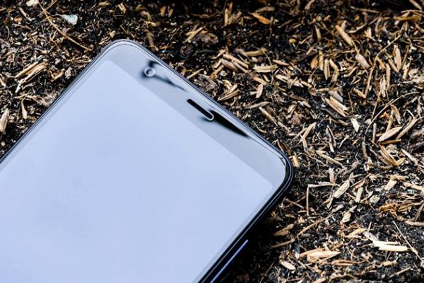 ASUS ZenFone Max Plus costă în jur de 200 de euro; Iată fotografii hands on proaspete cu terminalul