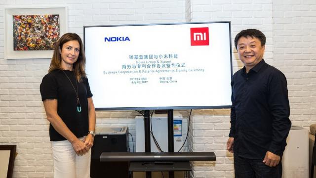 <b>Xiaomi şi Nokia sunt campionii creşterii în trimestrul 3 al anului 2017; Iată cifrele IDC!</b>IDC este un organism internaţional care prezintă periodic performanţele marilor companii producătoare de telefoane, oferind şi cifre de vânzări şi cote de piaţă. Dacă e încă devreme pentru a afla rezultatele pe trimestrul 4 al anului curent, măcar..