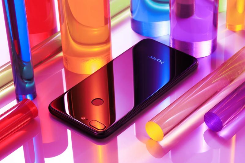 Huawei Honor 9 Lite - Fotografii oficiale: Huawei-Honor-9-Lite_021.jpg