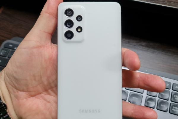 Samsung Galaxy A52 5G: Design mult mai sexy în persoană decât în randări