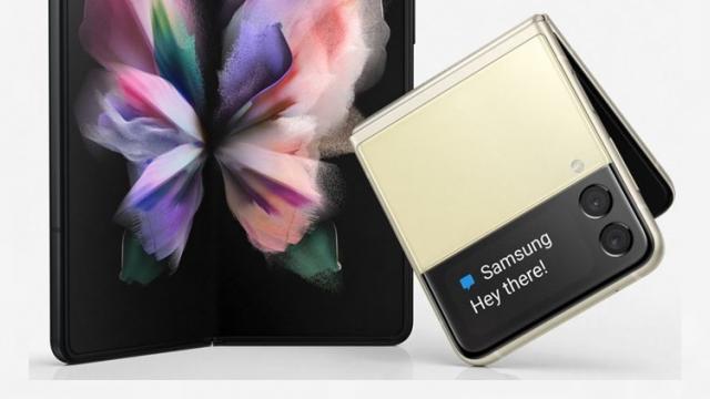 <b>Samsung Galaxy Z Fold 3 și Galaxy Z Flip 3 se lasă admirate în randări oficiale, cu stylus-ul la vedere pe varianta Fold; Nu avem cameră sub display</b>Finalul de săptămână ne aduce un leak important pentru următoarele smartphone-uri pliabile Samsung și anume Galaxy Z Fold 3, respectiv Galaxy Z Flip 3 pe care le așteptăm lansate oficial la început de lună august