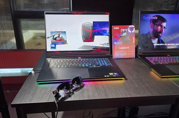 Lenovo Legion 9i - Fotografii: Legion-9 (2).jpg