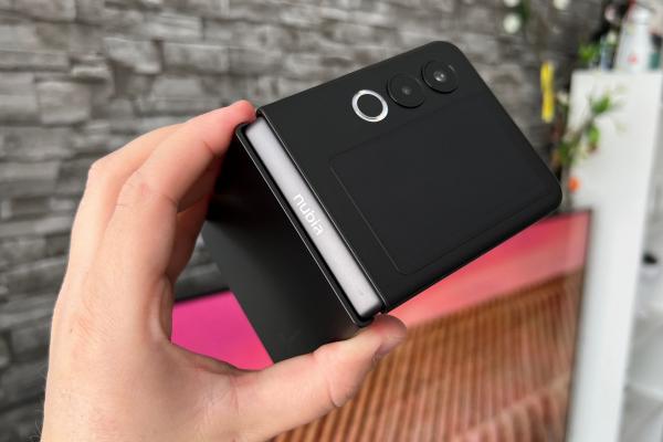 Nubia Flip 2: Cameră de mid-range pliabil, cu rezultate echilibrate ziua, selfie