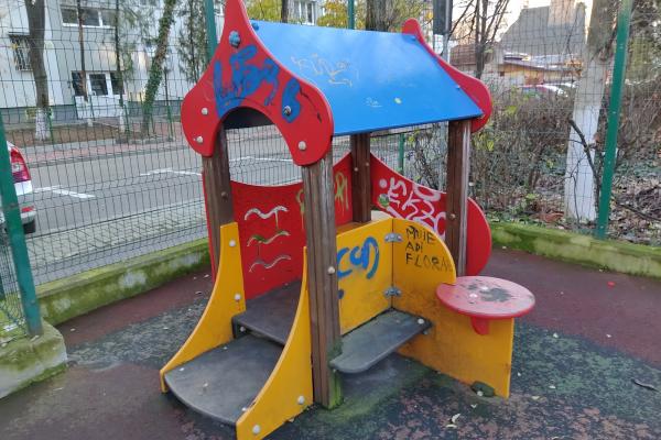 Fotografii făcute ziua cu TCL PLEX (mostre foto pe timp de zi)